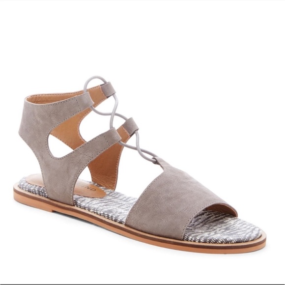 Lucky Brand Feray Titanium Flat Sandals Size 8 - Picture 4 of 16